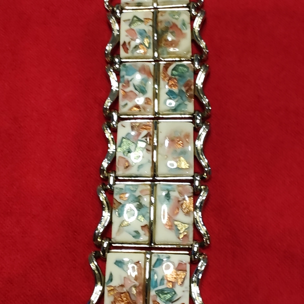 Vintage Coro Gold Tone Elegant Lucite Confetti Bracelet - Picture 4 of 5